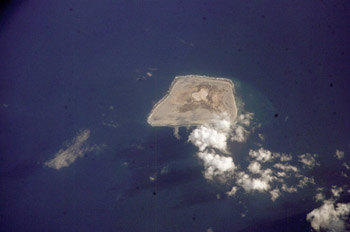A space photograph of Jarvis Island taken on April 4th, 2007 by an astronaut