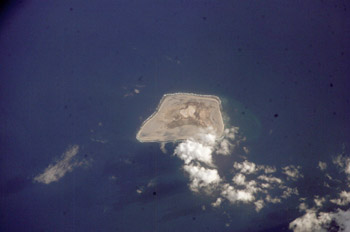 A space photograph of Jarvis Island taken on April 4th, 2007 by an astronaut