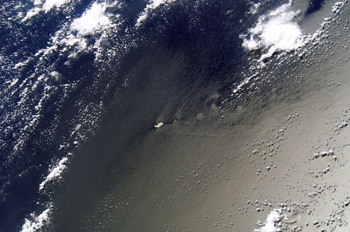 Jarvis Island waves, far